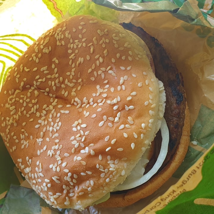 photo of Burger King South Africa Plant Based Whopper shared by @ylajane on  11 Oct 2021 - review