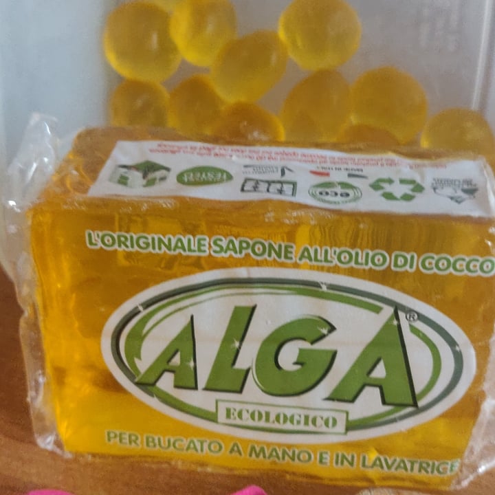 photo of Alga bio L'originale sapone all'olio di cocco shared by @ricky88 on  16 Jun 2022 - review