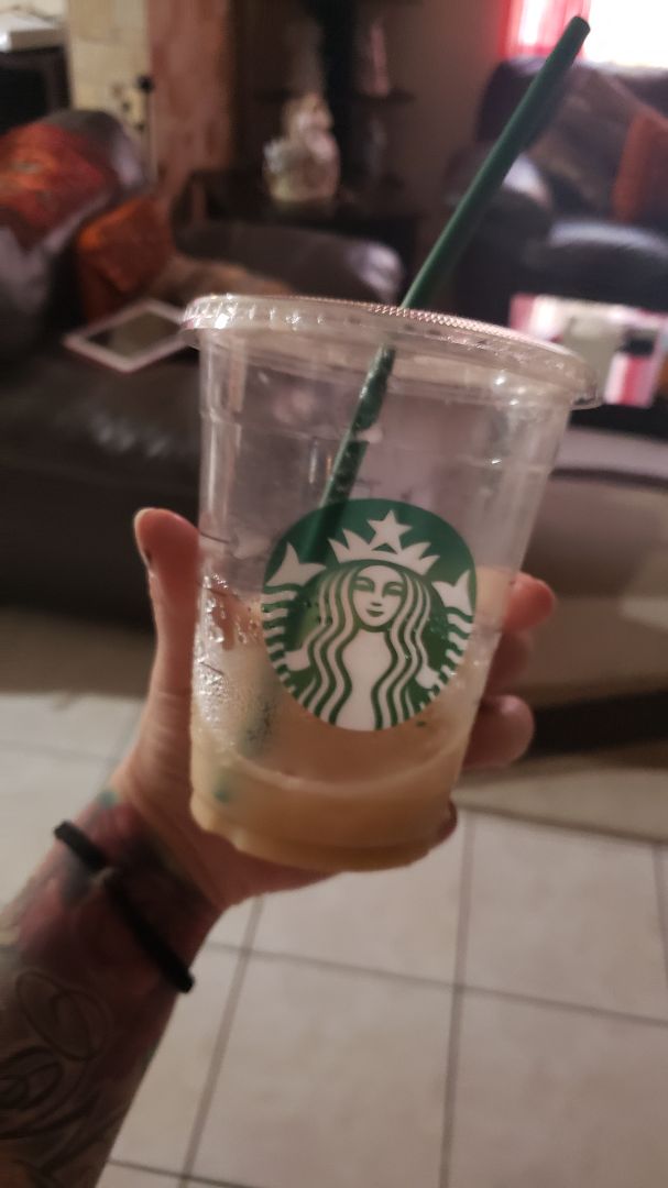 photo of Starbucks Ice latte con leche de almendras shared by @blankapola on  24 Jan 2020 - review
