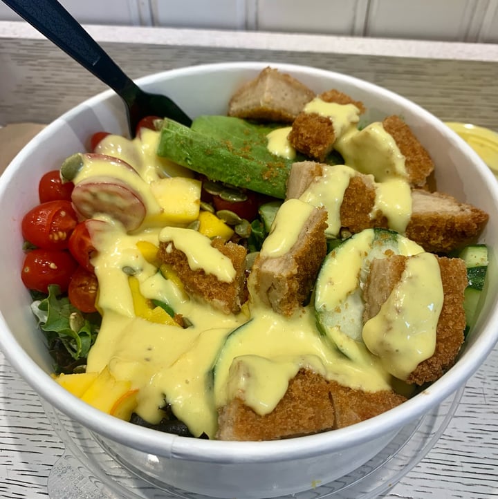 photo of Spring Cafe Vegan “Chicken” Salad shared by @adrienneb on  13 Jun 2022 - review