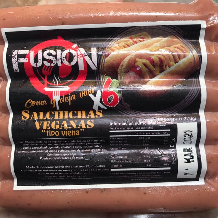 photo of Fusión vegana Salchichas Veganas tipo Viena shared by @nanuhry on  12 Mar 2021 - review