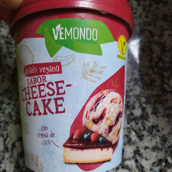 photo of Vemondo Helado Vegano sabor Cheese-Cake shared by @aranzazu on  21 Jun 2021 - review
