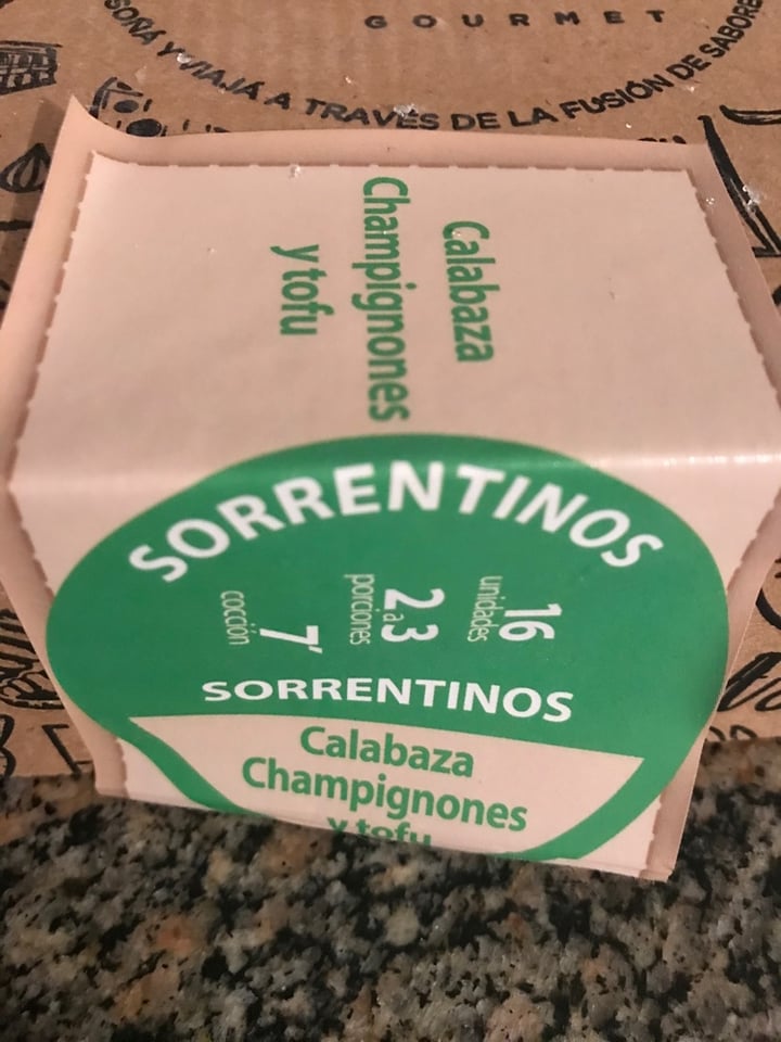 photo of Pasta fusión Sorrentinos Calabaza, Champignones y Tofu shared by @ceciliamarnero on  02 Nov 2019 - review