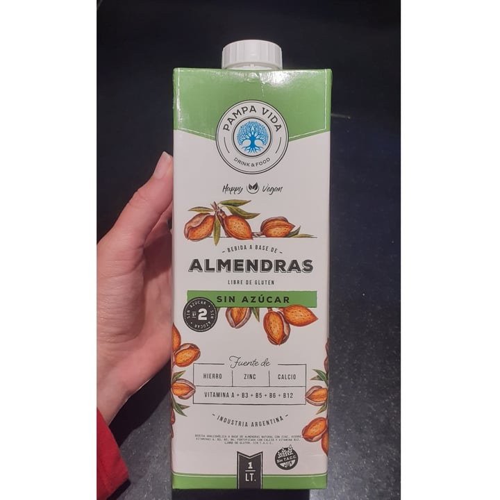 photo of Pampa Vida Leche de Almendras Sin Azúcar shared by @malenaezcurra on  21 May 2020 - review