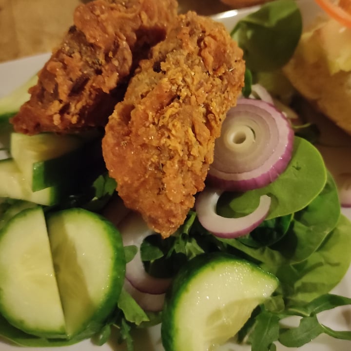 photo of The Vegilantes Southern Fried W*ngs Herbs & Spices shared by @ragamuffin on  11 Jan 2021 - review
