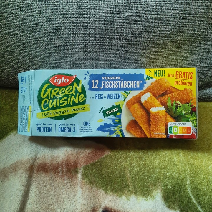 photo of Iglo Green Cuisine 12 Fish Sticks shared by @domcsiwill on  27 Sep 2022 - review
