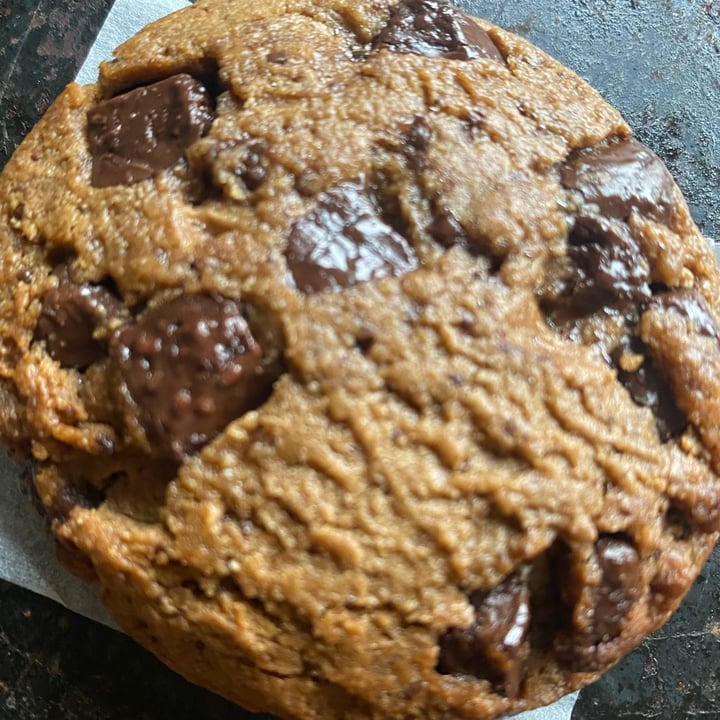 photo of Deliciously Ella Oven Bake Chocolate Chip Cookies shared by @kathylg8 on  02 Nov 2022 - review