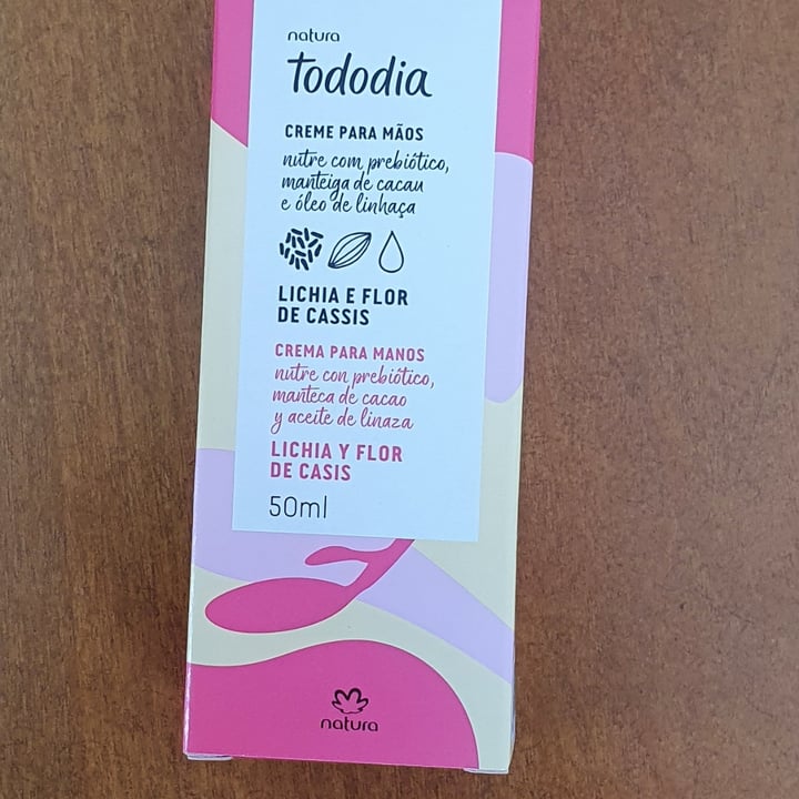 review photo of Natura Crema Para Manos Lichia y Flor de Casis shared by @27011990 on 11 May 2022 - review