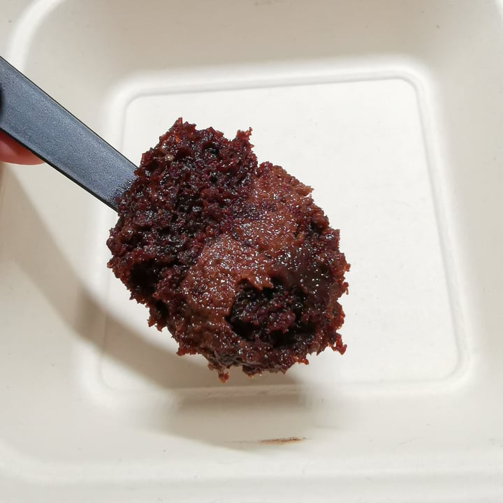 review photo of lee and ting chocolate cake shared by @plantiful on 01 Nov 2022 - review