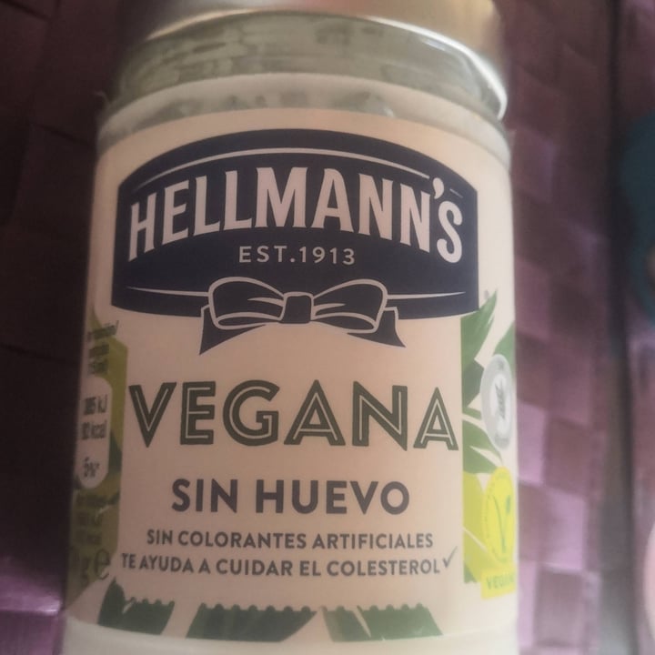 photo of Hellmann’s Hellman’s Vegan Mayonnaise shared by @stephani1 on  28 Dec 2020 - review