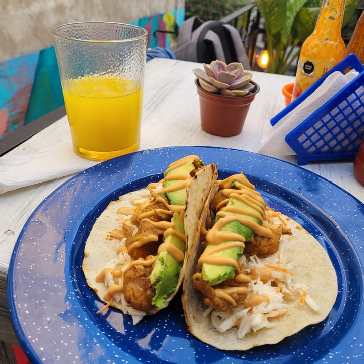 review photo of LA PLANTISQUERÍA Taco Baja shared by @darkxocolatl on 30 Sep 2022 - review