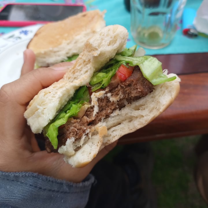 review photo of Felices Las Vacas Hamburguesa big classic shared by @cuyen on 19 Sep 2022 - review