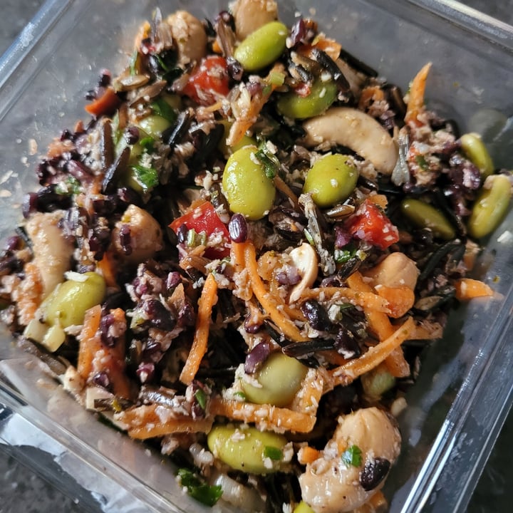 review photo of ALDI Thai Coconut Wild Rice Salad shared by @ellythegeek on 20 Sep 2021 - review