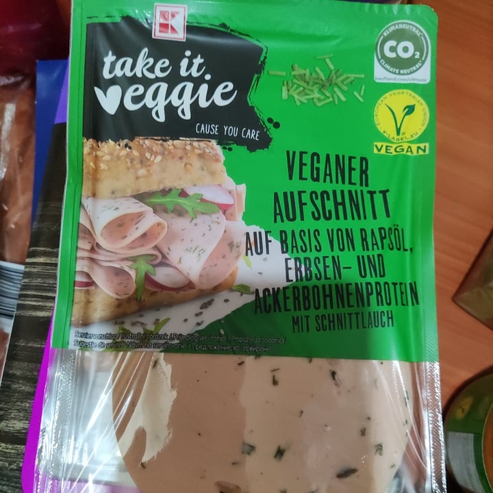 Kaufland Take it Veggie veganer aufschnitt au basis fon rapsol erbsen ...