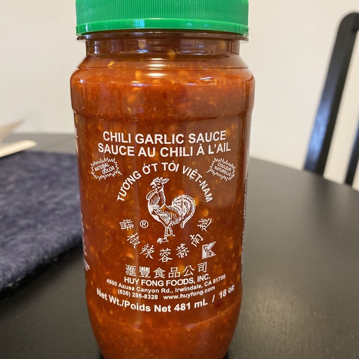 photo of Huy Fong Foods Chili Garlic Sauce shared by @veganmika on  28 Feb 2021 - review