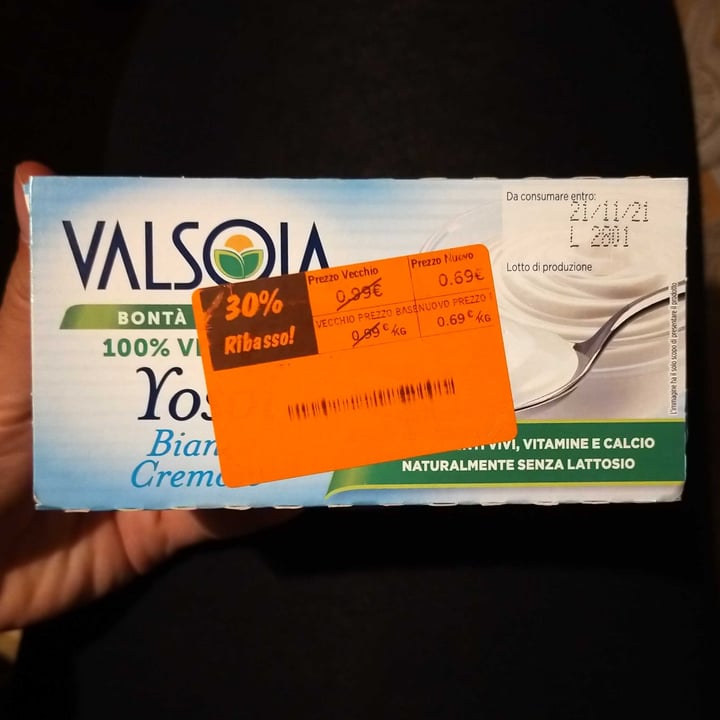 photo of Valsoia Yosoi Bianco Cremoso shared by @larabeans on  30 Oct 2021 - review