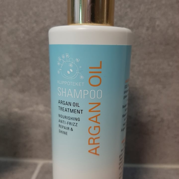 photo of Klippoteket argan oil treatment shampoo shared by @titiuu on  29 Jun 2022 - review