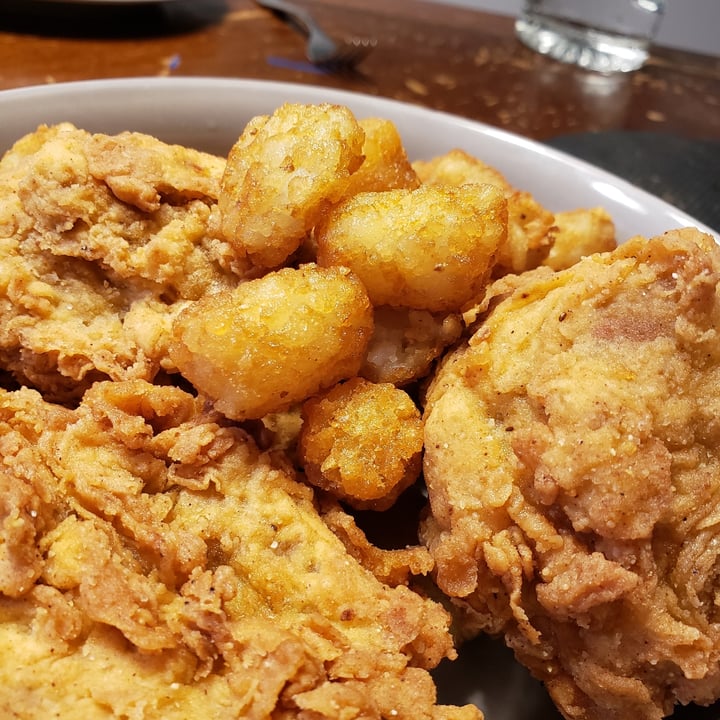 photo of Three Girls Vegan Creamery Vegan chicken and biscuits shared by @amandalanphear on  26 Jul 2021 - review