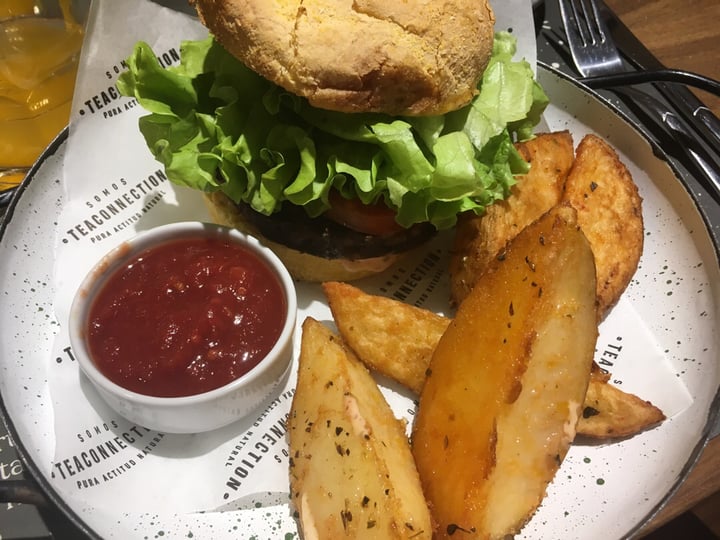 review photo of Tea Connection Burga vegana shared by @violetacp on 09 Dec 2019 - review
