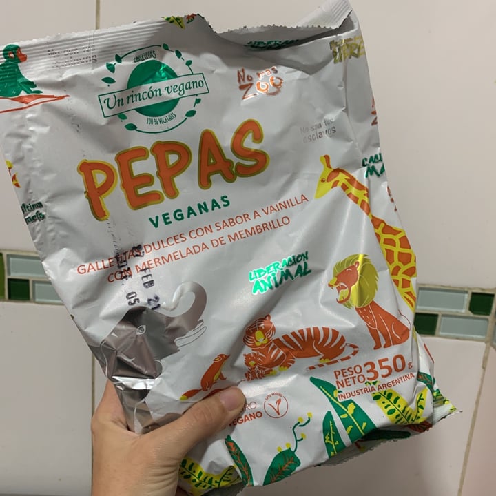 photo of Un Rincón Vegano Pepas Galletitas Dulces con Sabor a Vainilla con Mermelada de Membrillo shared by @melicg on  09 Jun 2020 - review