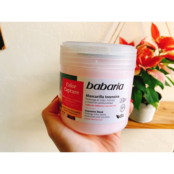 photo of Babaria Bio  Mascarilla intensiva Color shared by @alinemelanie on  25 Dec 2021 - review