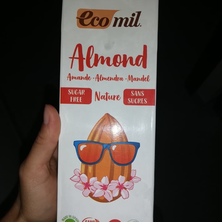 photo of Ecomil Almond Milk ( natural calcium) 1L shared by @alepilieri on  08 Sep 2022 - review