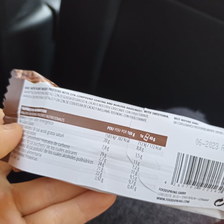 photo of Foodspring barretta proteica hazelnut crunch shared by @veravegan on  29 Oct 2022 - review