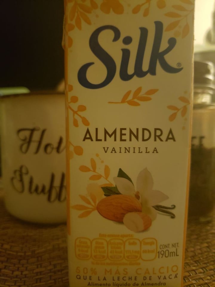 photo of Silk Lechde de Almendra sabor Vainilla shared by @bowdess51 on  07 Jan 2020 - review