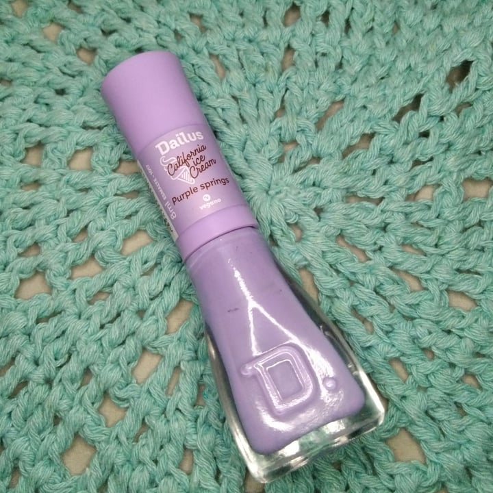 review photo of Dailus Esmalte Califórnia Ice Cream - Purple Springs shared by @tabatadugois on 29 Apr 2022 - review