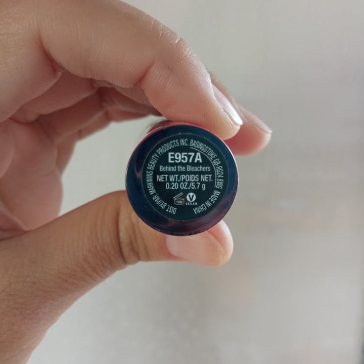review photo of Wet n Wild Beauty Liquid catsuit shared by @anabigrr on 06 Sep 2021 - review