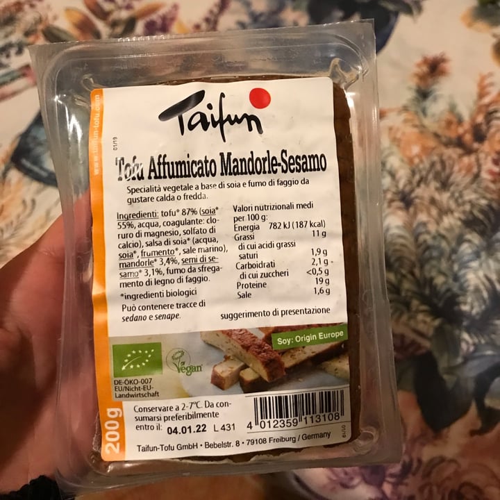 review photo of Taifun Tofu affumicato mandorle sesamo shared by @sonia-free on 02 Dec 2021 - review