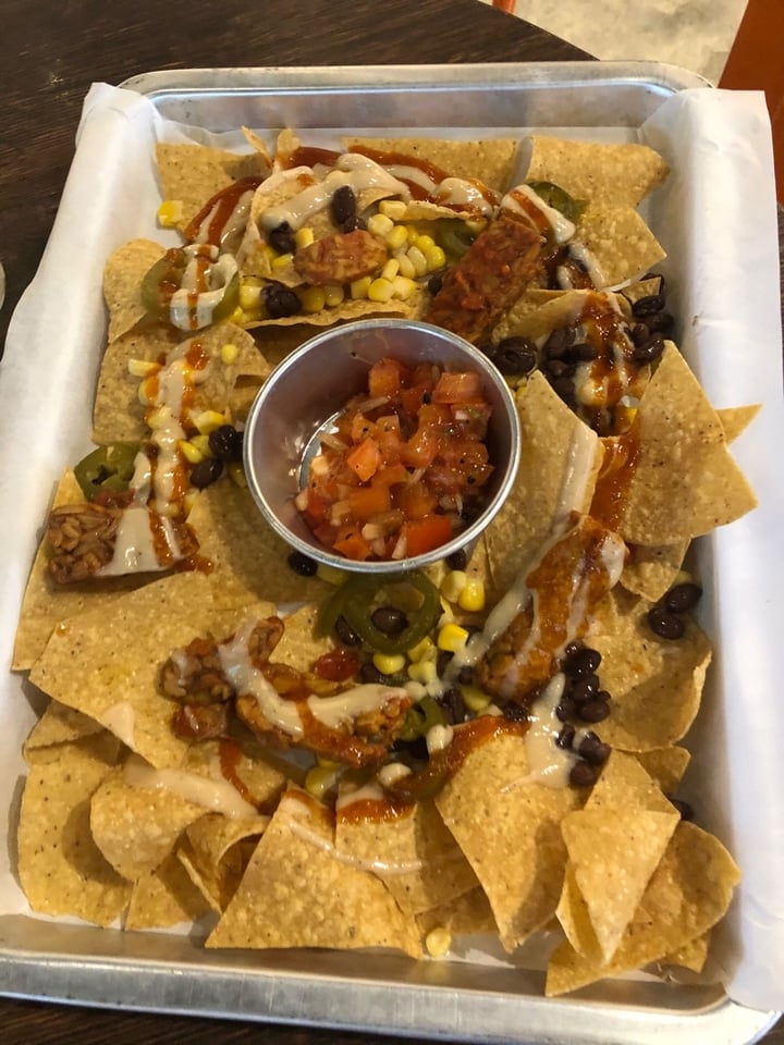 photo of Platypus Foodbar (Closed) Vegan Loaded Nachos shared by @emelty on  01 Feb 2020 - review