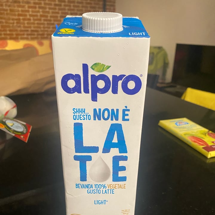 photo of Alpro Non è Latte Light shared by @tinascooby on  16 Jun 2022 - review