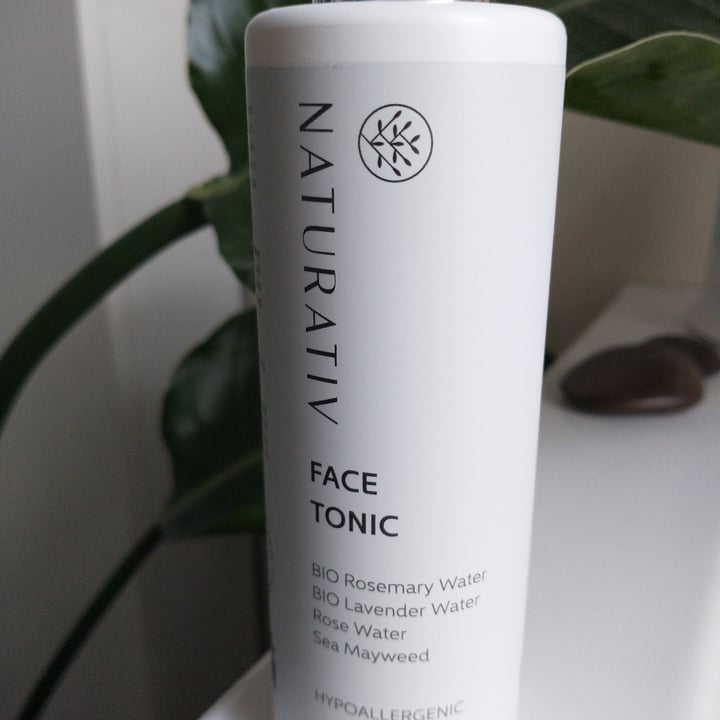 photo of Naturativ face tonic shared by @kamerplant on  18 Dec 2022 - review