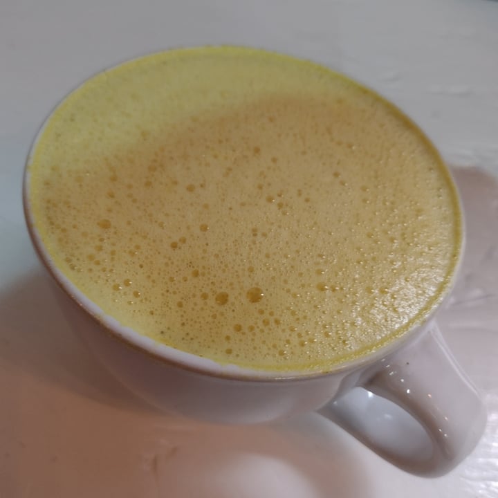 photo of Vegamo MX Golden Milk shared by @edyara on  20 Jun 2021 - review