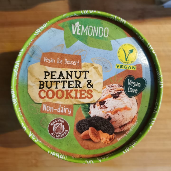 photo of Vemondo  ice cream peanut shared by @maricosta on  01 Sep 2022 - review