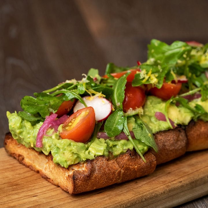 photo of The Cheesecake Factory Avacado Toast shared by @sagemurr on  22 Nov 2020 - review