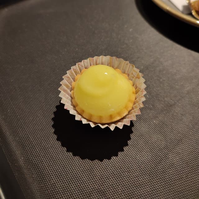 Foto do prato “pasticcino cremoso al limone”
