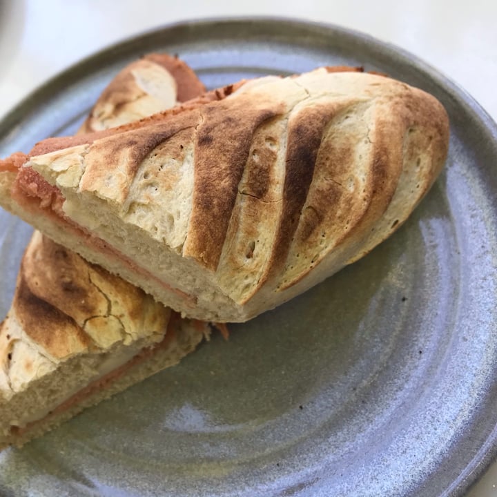 photo of Bioma plant based café Panini de jamón y queso shared by @ladybiird on  14 Mar 2021 - review