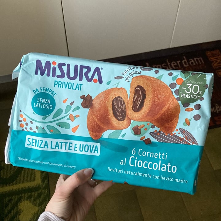 photo of Misura 6 cornetti al cioccolato shared by @empathika1 on  13 Apr 2022 - review