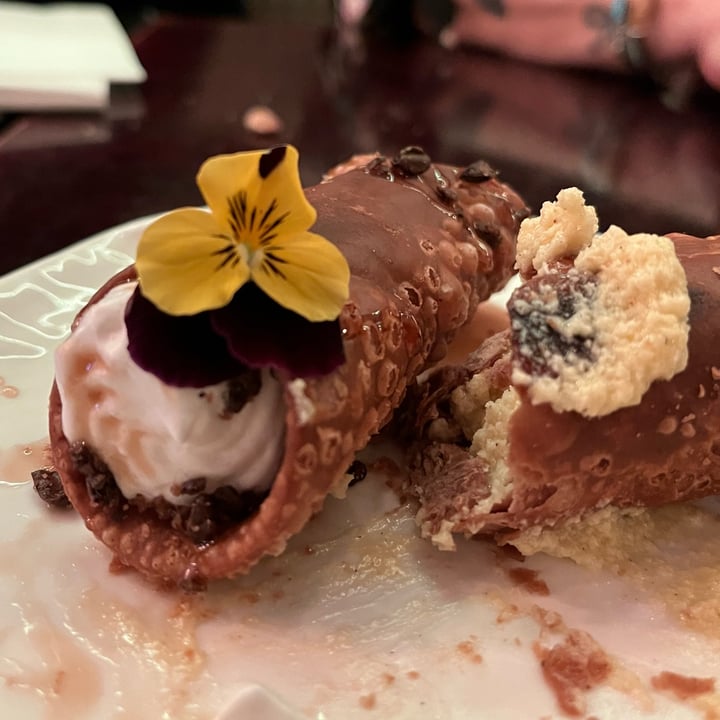 photo of Veginity cannoli shared by @ericat on  24 Jun 2022 - review