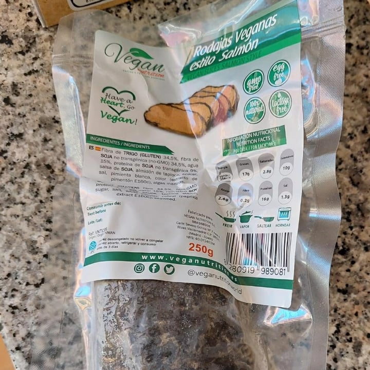 photo of Vegan Nutrition Rodajas Veganas Estilo Salmón shared by @superraton on  11 Feb 2022 - review