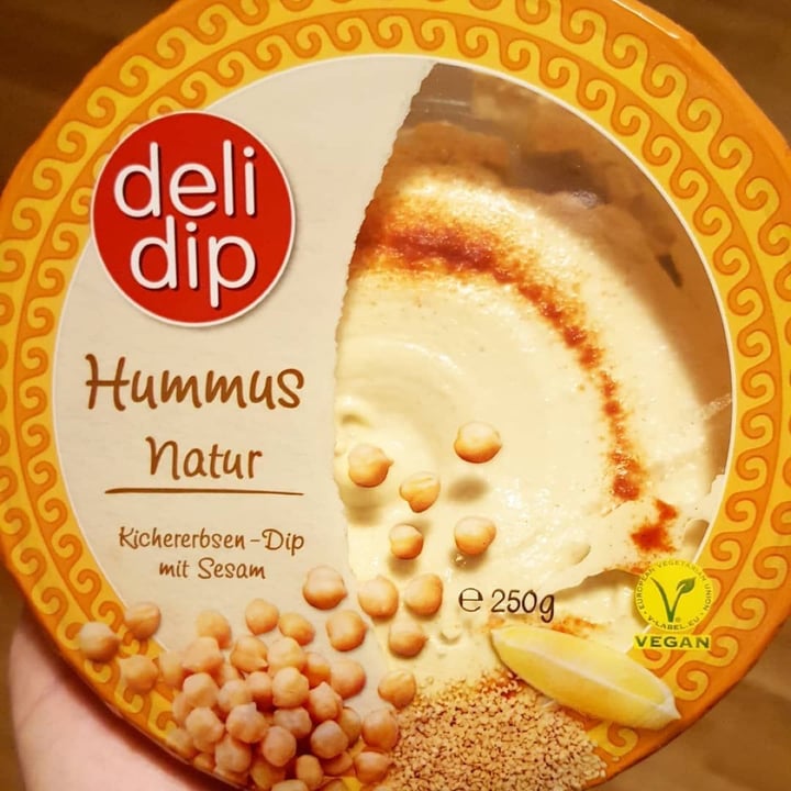 photo of Deli Dip Hummus natur shared by @tomjb98 on  20 Nov 2022 - review