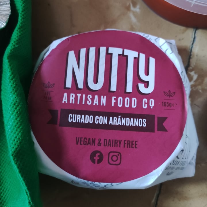photo of Nutty Artisan Foods Curado con arándanos shared by @esther7 on  08 May 2022 - review