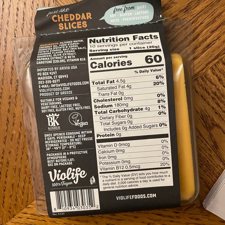 photo of Violife Cheddar Slices shared by @soularflare on  17 Apr 2021 - review