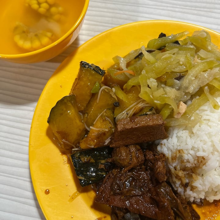 photo of Tian En Vegetarian Food, 天恩素坊 Economical Rice shared by @consciouscookieee on  30 Apr 2022 - review