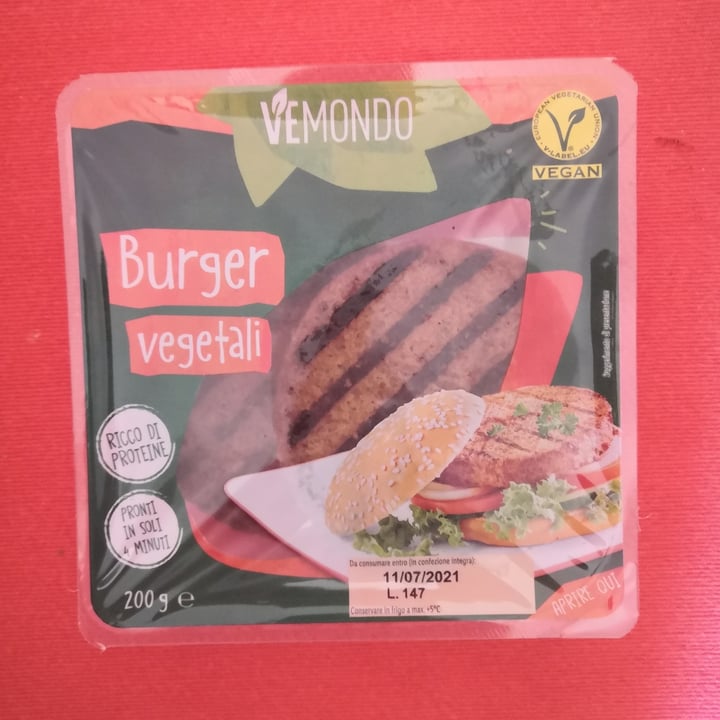 photo of Vemondo Burger vegetali shared by @pigsarecutex on  19 Jun 2021 - review