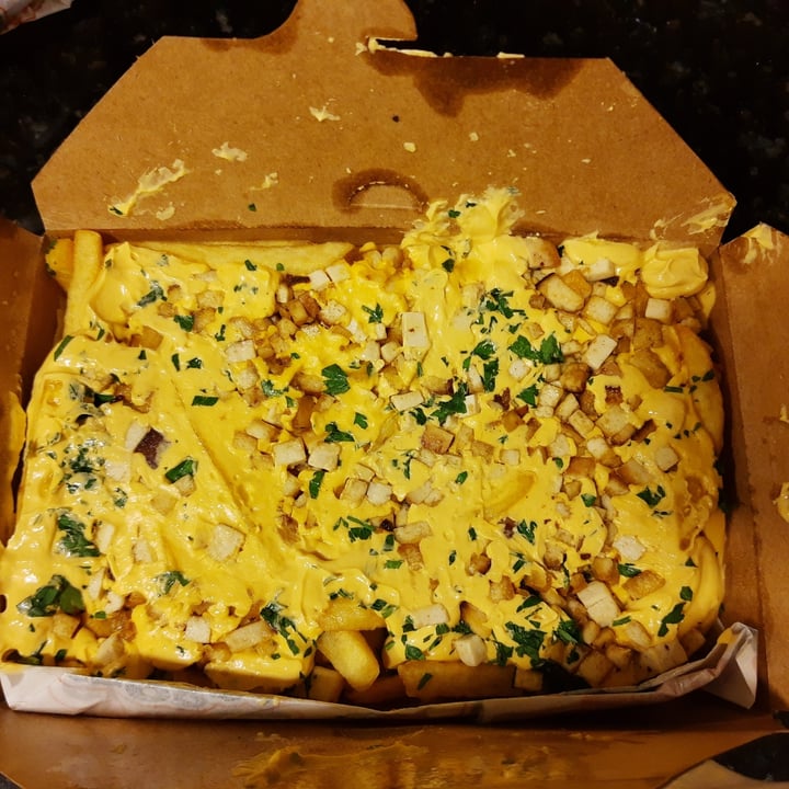 photo of Master Veggie Batata frita com cheddar e bacon shared by @thabre on  13 Nov 2022 - review