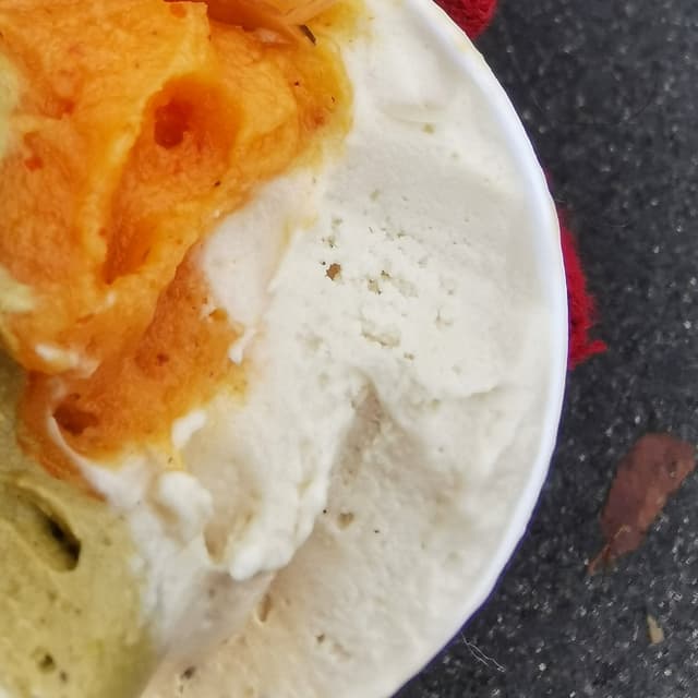Foto del piatto “gelato noci di macadamia”