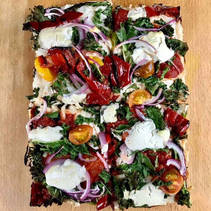 photo of Boxcar Pizza The Green Supreme Pizza shared by @pdxveg on  29 Jan 2021 - review